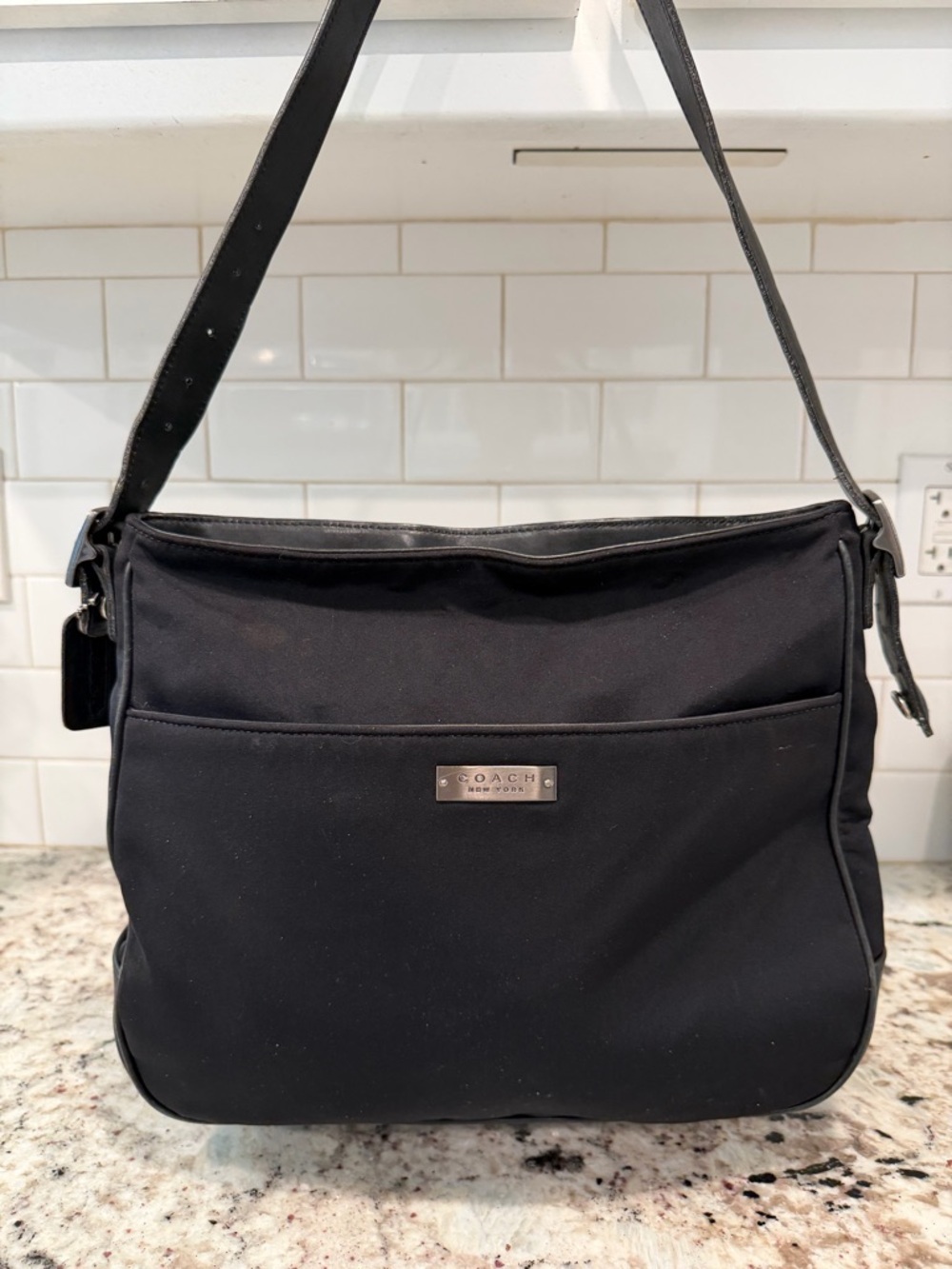 Coach Black Nylon shoulder vintage Bag - Classic Everyday Shoulder Bag - Picture 6 of 16